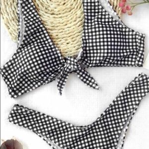 Front-Tie Plaid Bikini 👙